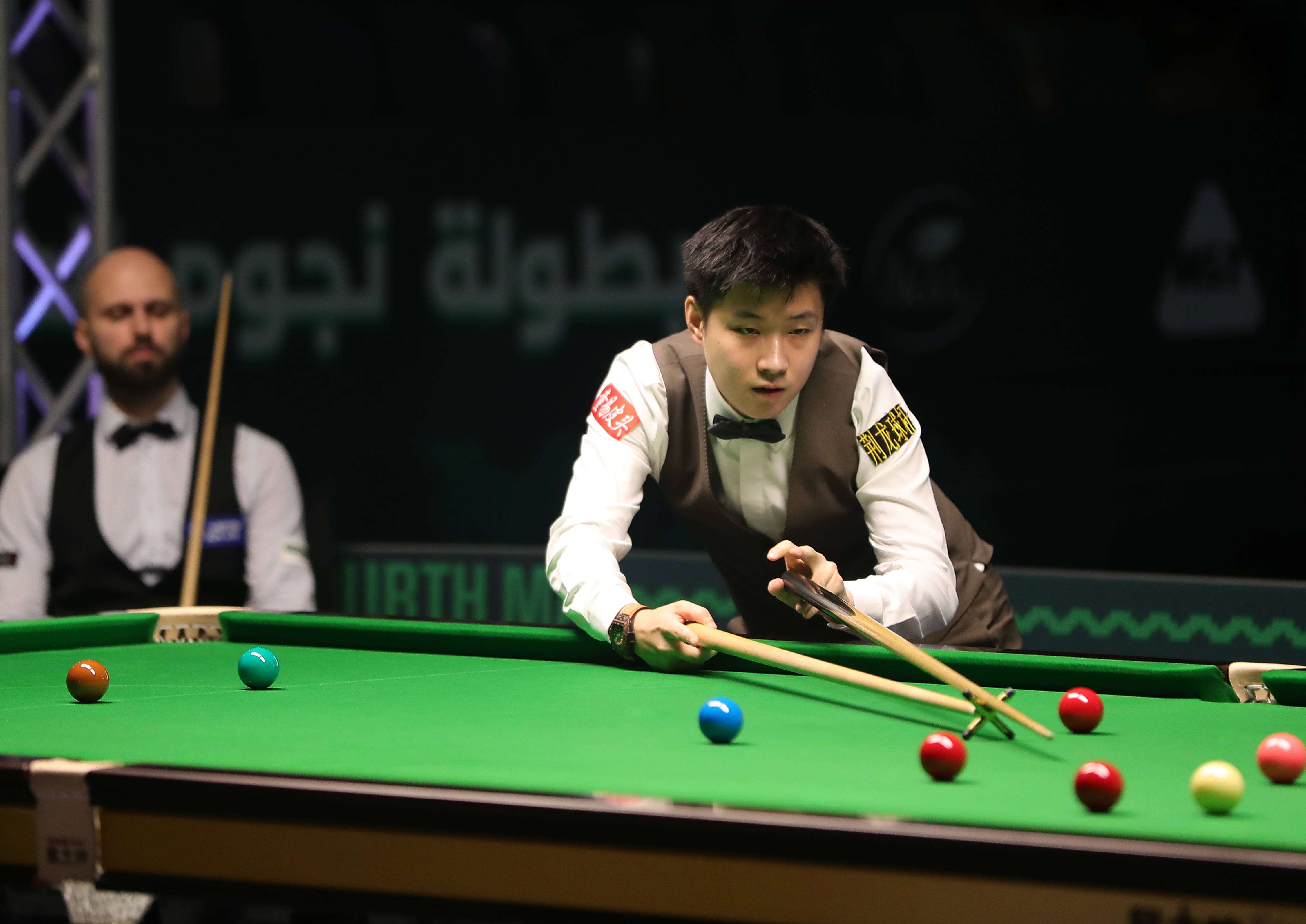 中场增援方 中场增援方